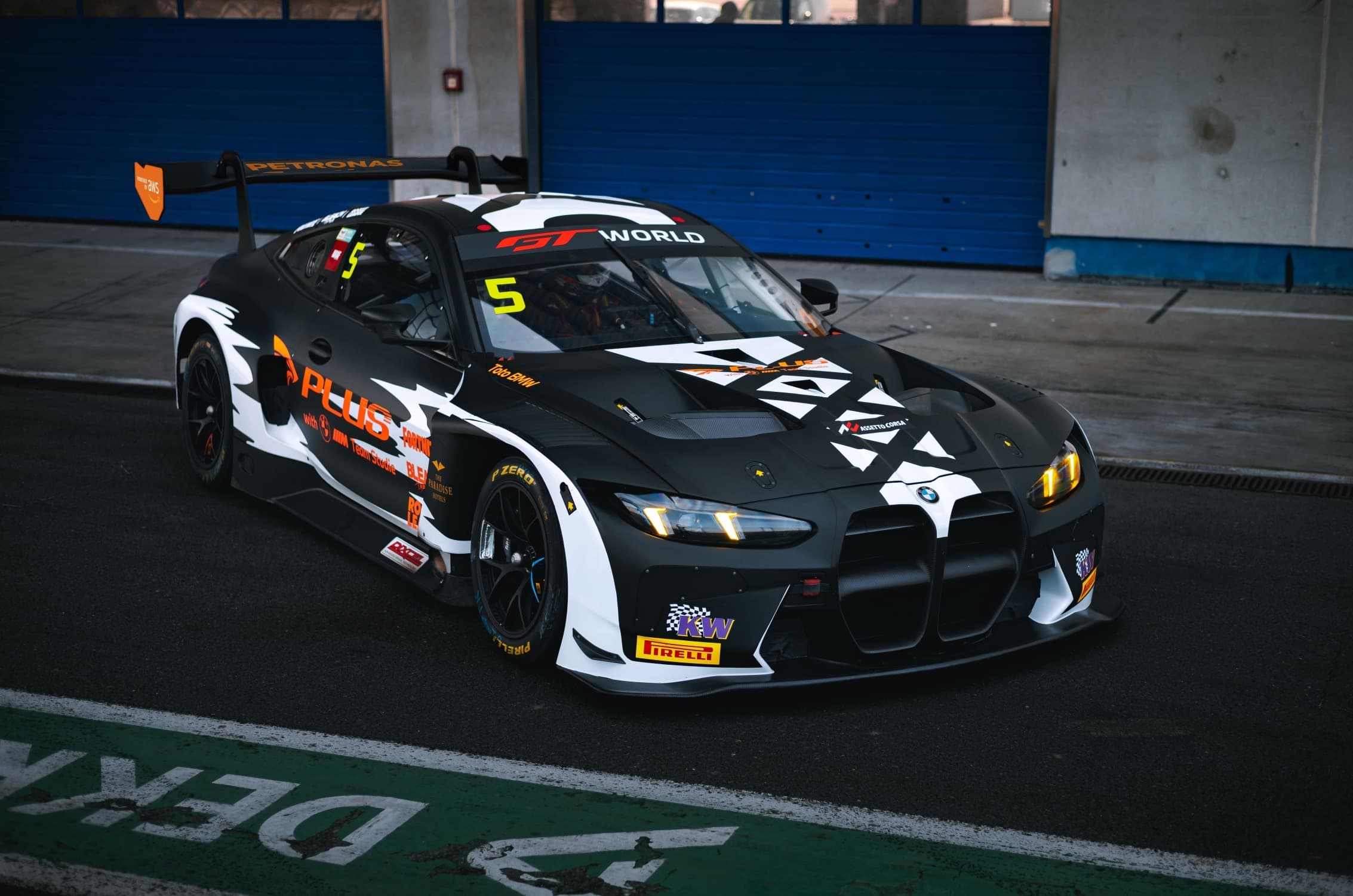 BMW M4